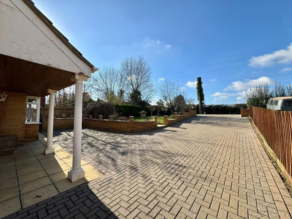 Images for Woodford Road, Little Addington EAID:oscarjamesapi BID:8