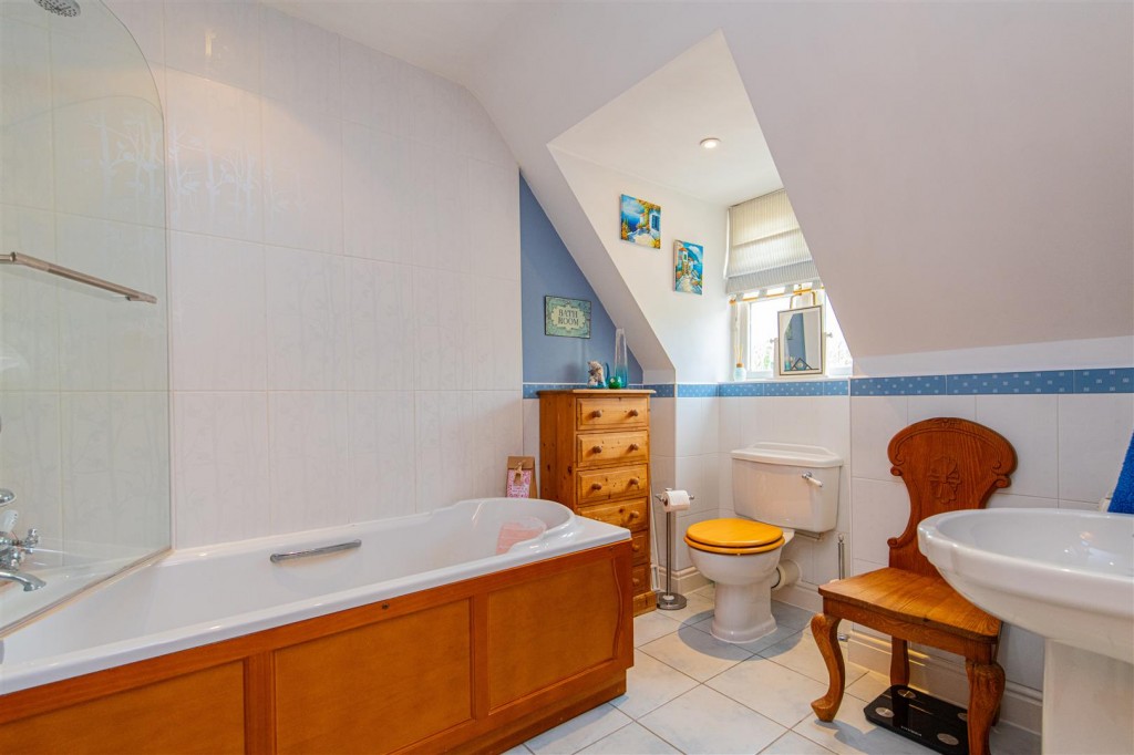 Images for Watervill Way, Little Addington EAID:oscarjamesapi BID:8