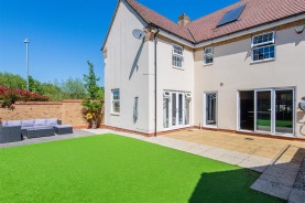Images for Oulton Close, Burton Latimer
