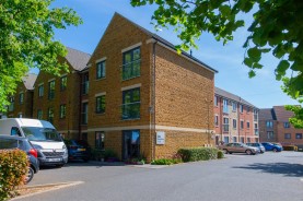 Images for Broad Green, Wellingborough
