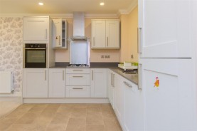 Images for Broad Green, Wellingborough