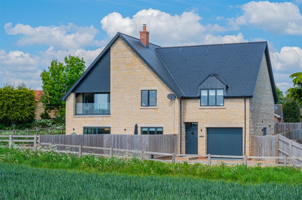 Images for Wellingborough Road, Isham ** Check out our video tour** EAID:oscarjamesapi BID:3