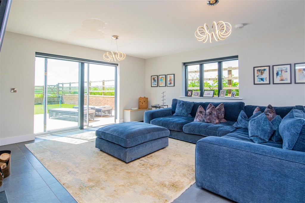 Images for Wellingborough Road, Isham ** Check out our video tour** EAID:oscarjamesapi BID:3