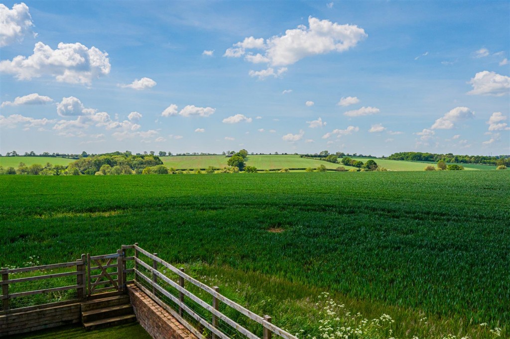Images for Wellingborough Road, Isham ** Check out our video tour** EAID:oscarjamesapi BID:3