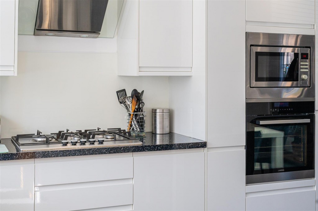 Images for Meadow View, Corby EAID:oscarjamesapi BID:4