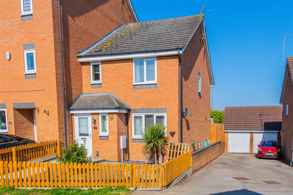 Images for Violet Close, Corby EAID:oscarjamesapi BID:4