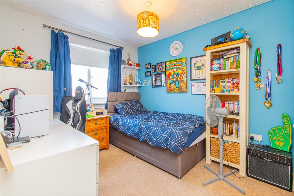 Images for Violet Close, Corby EAID:oscarjamesapi BID:4