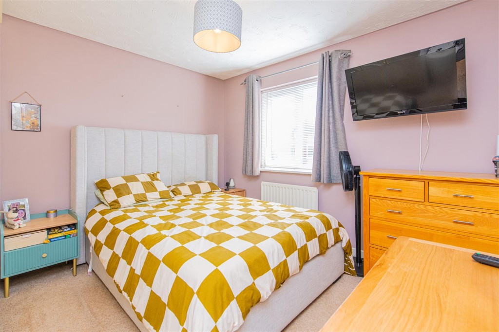 Images for Violet Close, Corby EAID:oscarjamesapi BID:4