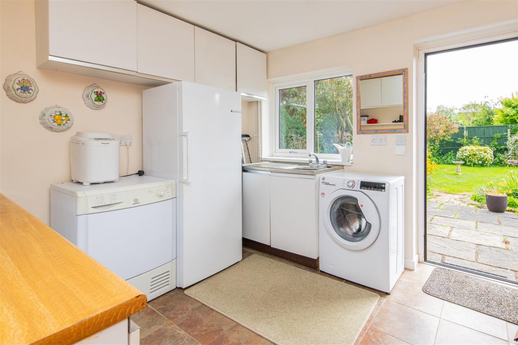 Images for Berridges Lane, Husbands Bosworth, Lutterworth EAID:oscarjamesapi BID:5