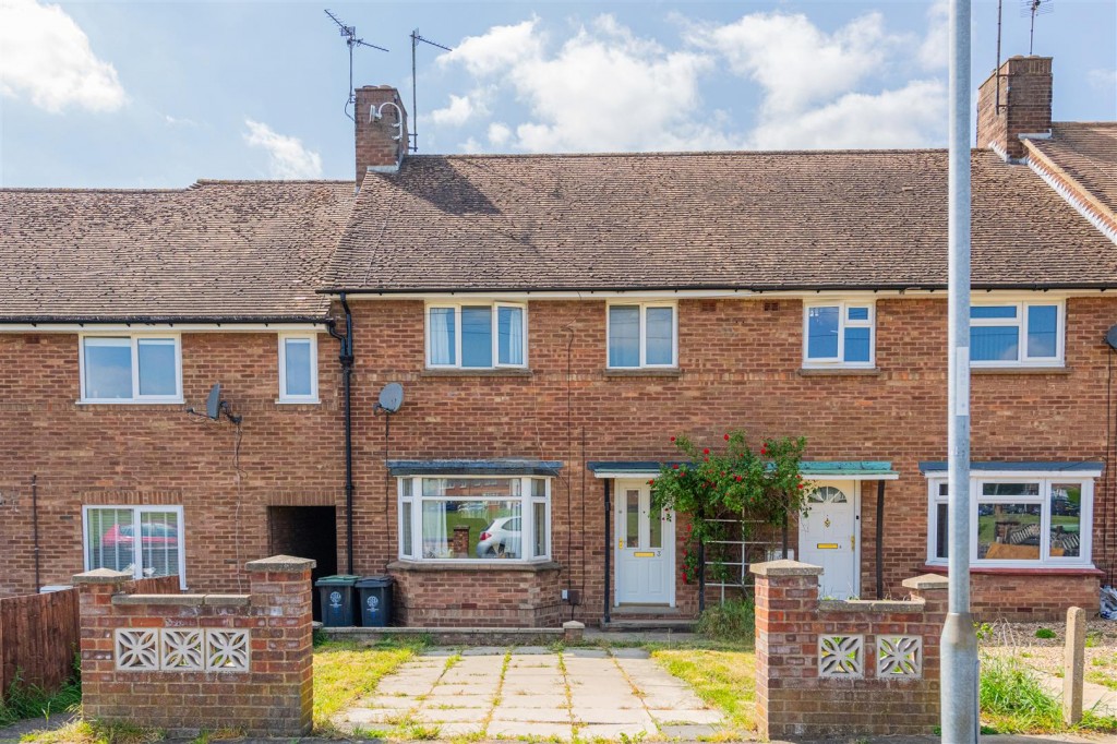 Images for Tenter Close, Higham Ferrers EAID:oscarjamesapi BID:8