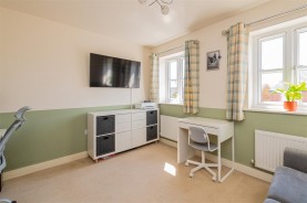 Images for Gardenfield, Higham Ferrers