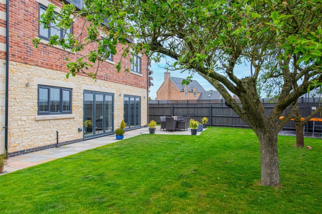 Images for Asher Close, Helpringham, Lincs EAID:oscarjamesapi BID:2