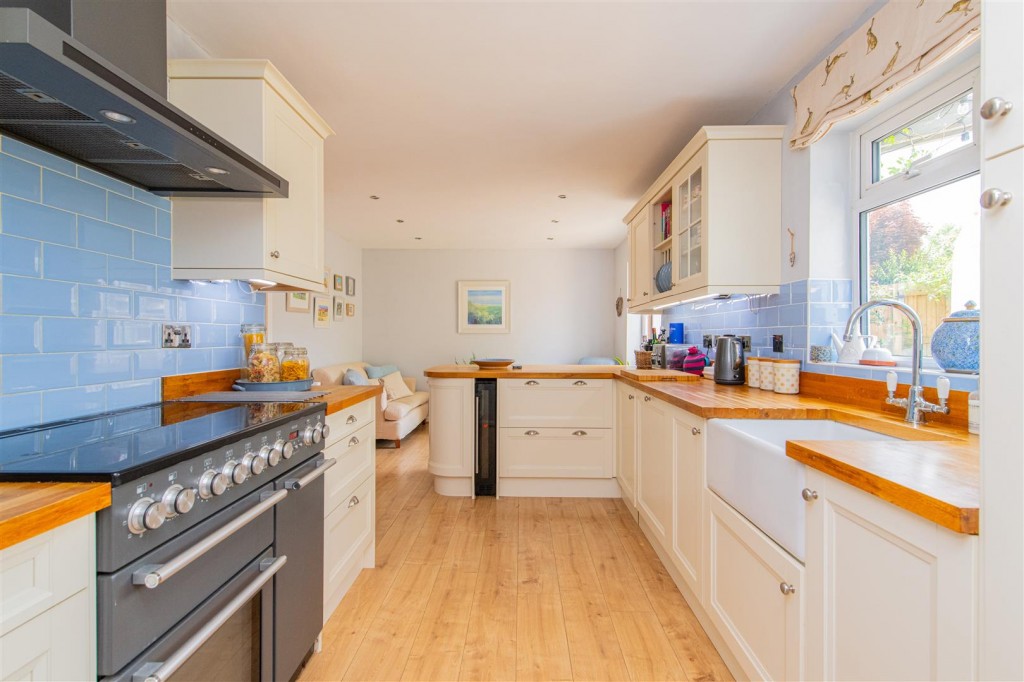 Images for Salford Close, Welford, Northampton EAID:oscarjamesapi BID:5