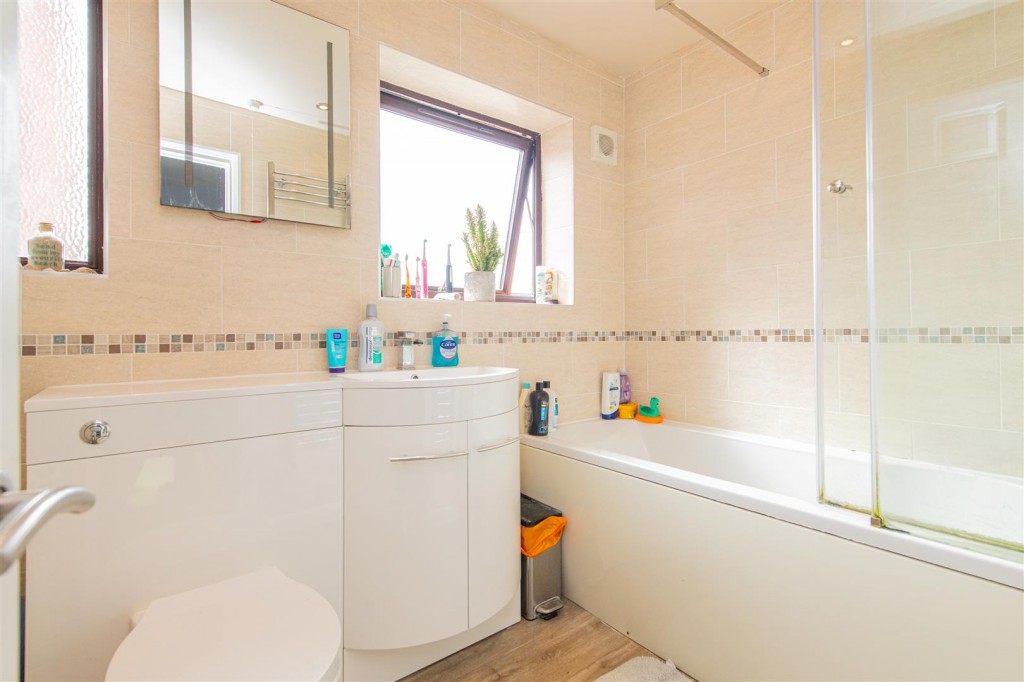 Images for Skippon Close, Market Harborough EAID:oscarjamesapi BID:5