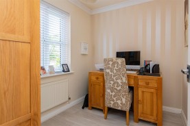 Images for Yaffle Crescent, Desborough, Kettering