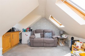 Images for Yaffle Crescent, Desborough, Kettering