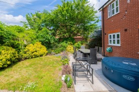 Images for Yaffle Crescent, Desborough, Kettering