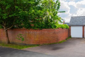 Images for Yaffle Crescent, Desborough, Kettering