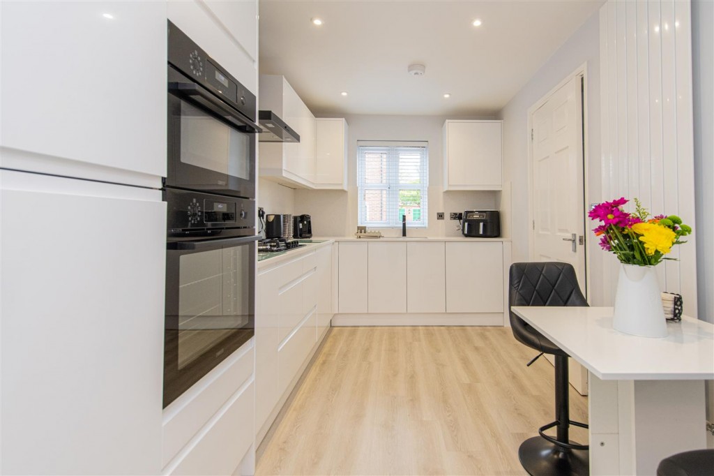 Images for Yaffle Crescent, Desborough, Kettering EAID:oscarjamesapi BID:5