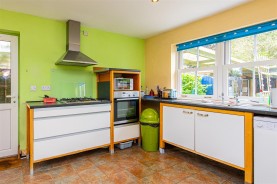 Images for Welland Park Road, MARKET HARBOROUGH