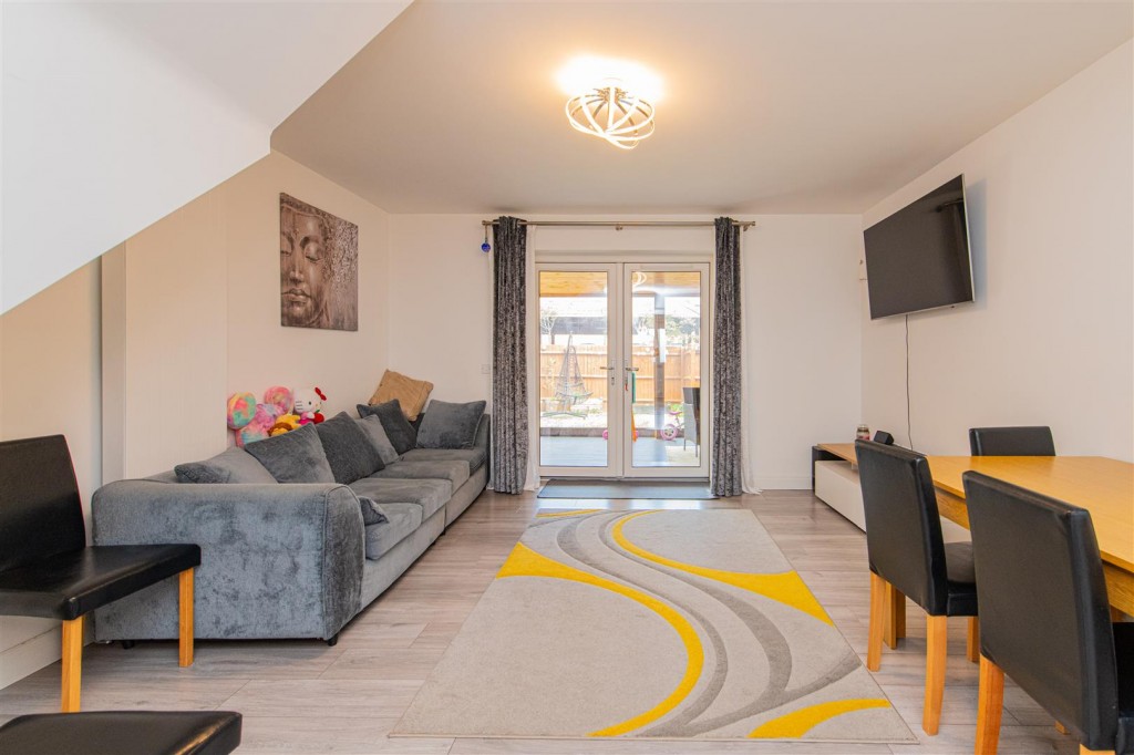 Images for Blakesley Street, Priors Hall, Corby EAID:oscarjamesapi BID:4