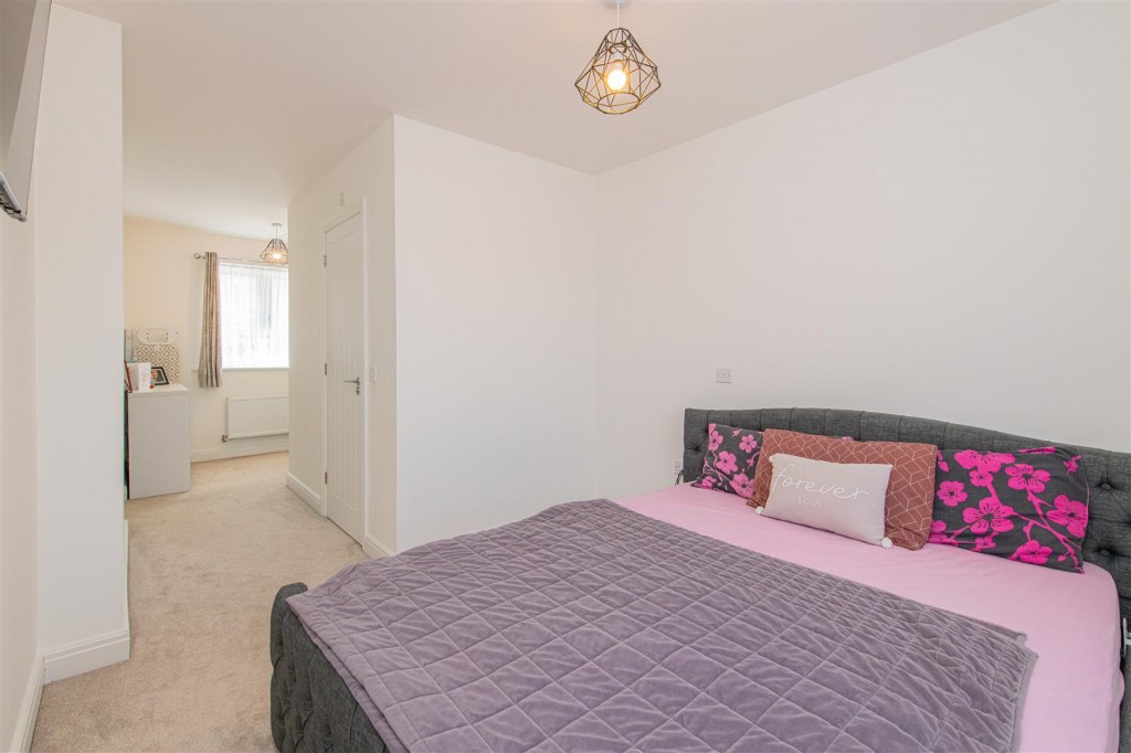 Images for Blakesley Street, Priors Hall, Corby EAID:oscarjamesapi BID:4