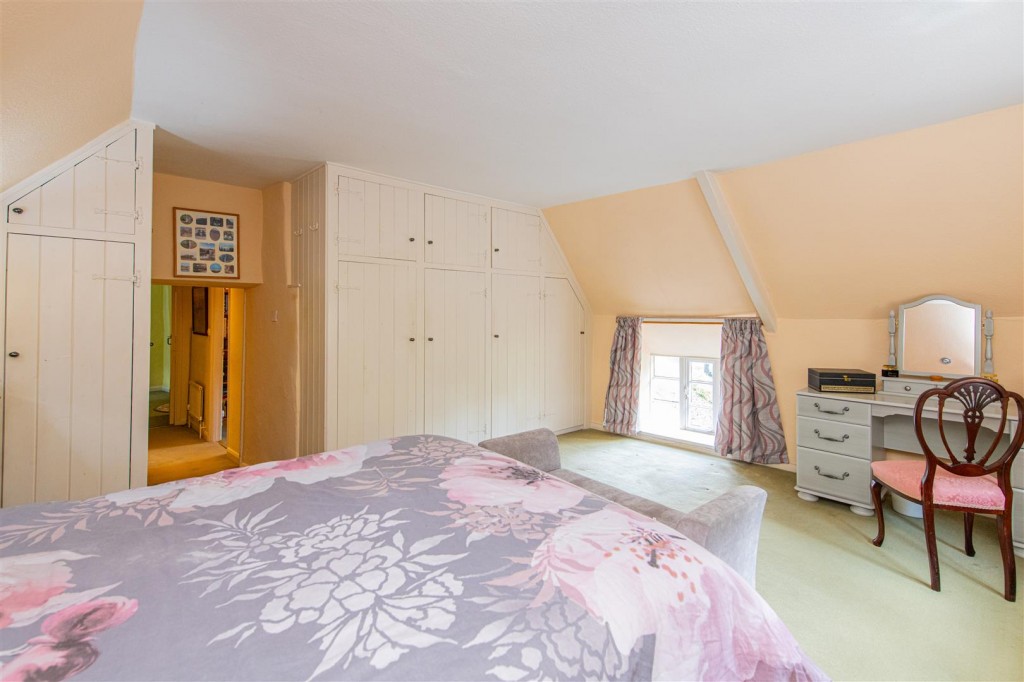 Images for Main Street, Hannington, Northampton EAID:oscarjamesapi BID:2