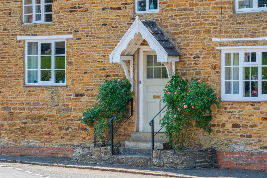 Images for Main Street, Hannington, Northampton EAID:oscarjamesapi BID:2