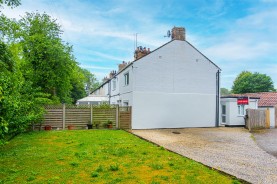 Images for Woodwell Cottages, Twywell, Kettering