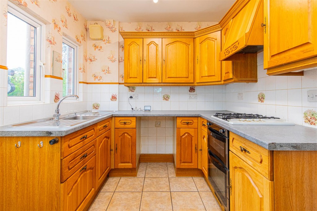 Images for Spencer Parade, Stanwick EAID:oscarjamesapi BID:8