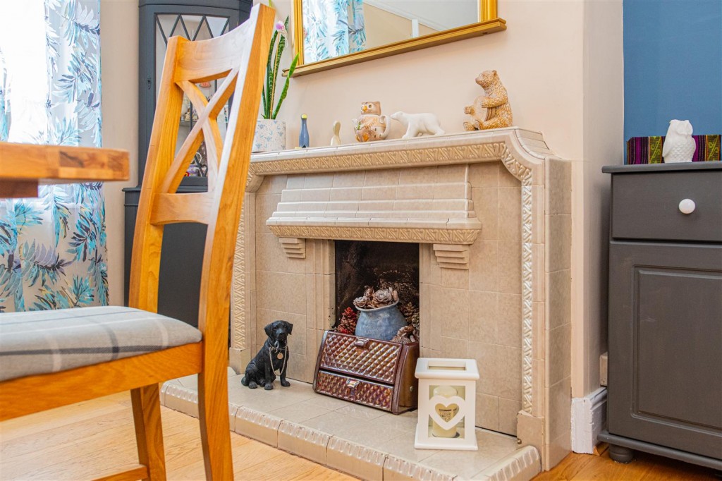 Images for Rockingham Road, Kettering EAID:oscarjamesapi BID:2