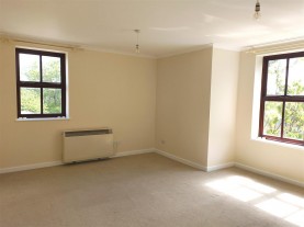 Images for High Street, Weedon
