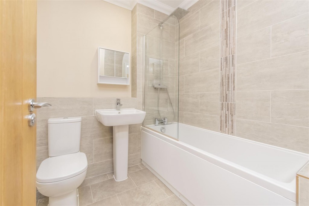 Images for Chichele Street, Higham Ferrers, Rushden EAID:oscarjamesapi BID:1