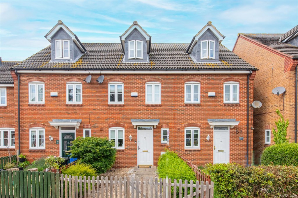 Images for Coles Close, Burton Latimer EAID:oscarjamesapi BID:3