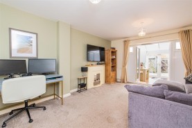 Images for Coles Close, Burton Latimer