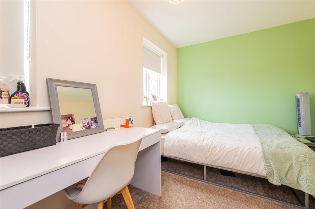 Images for Coles Close, Burton Latimer EAID:oscarjamesapi BID:3