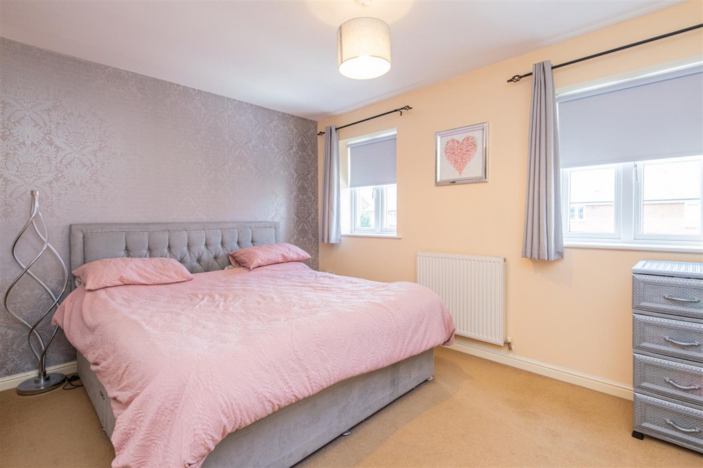Images for Coles Close, Burton Latimer EAID:oscarjamesapi BID:3
