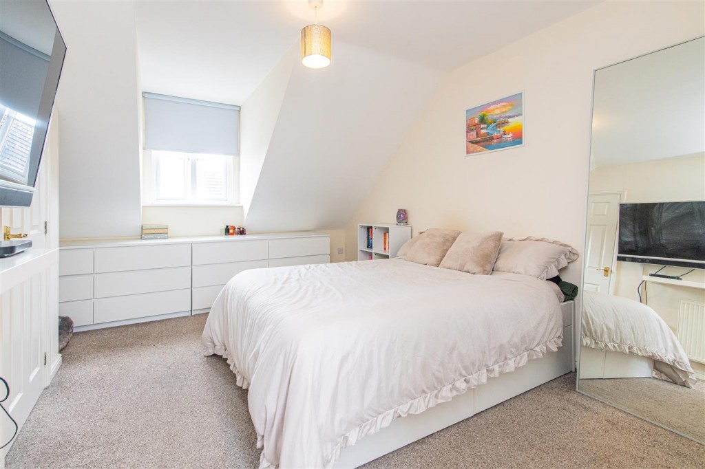 Images for Coles Close, Burton Latimer EAID:oscarjamesapi BID:3
