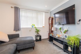 Images for Drake Close, Corby