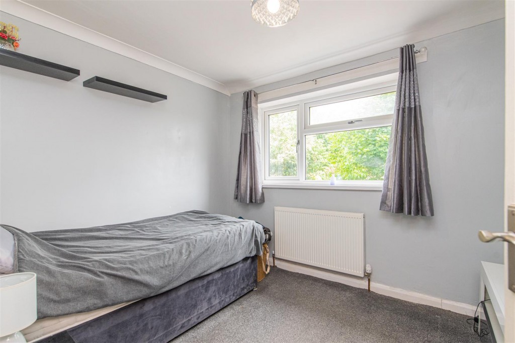 Images for Drake Close, Corby EAID:oscarjamesapi BID:4