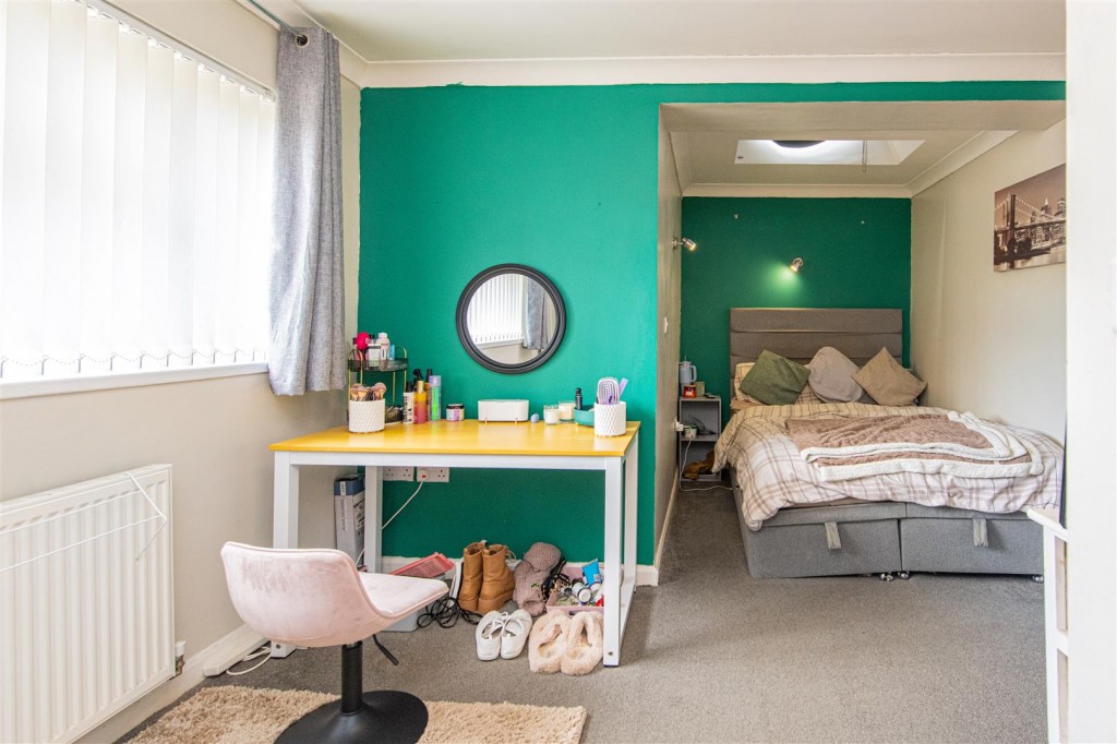 Images for Drake Close, Corby EAID:oscarjamesapi BID:4