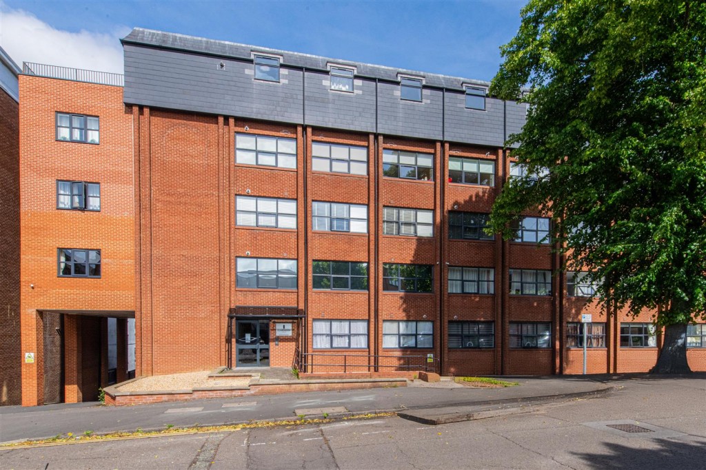Images for Clarendon House, Station Road, Kettering EAID:oscarjamesapi BID:2