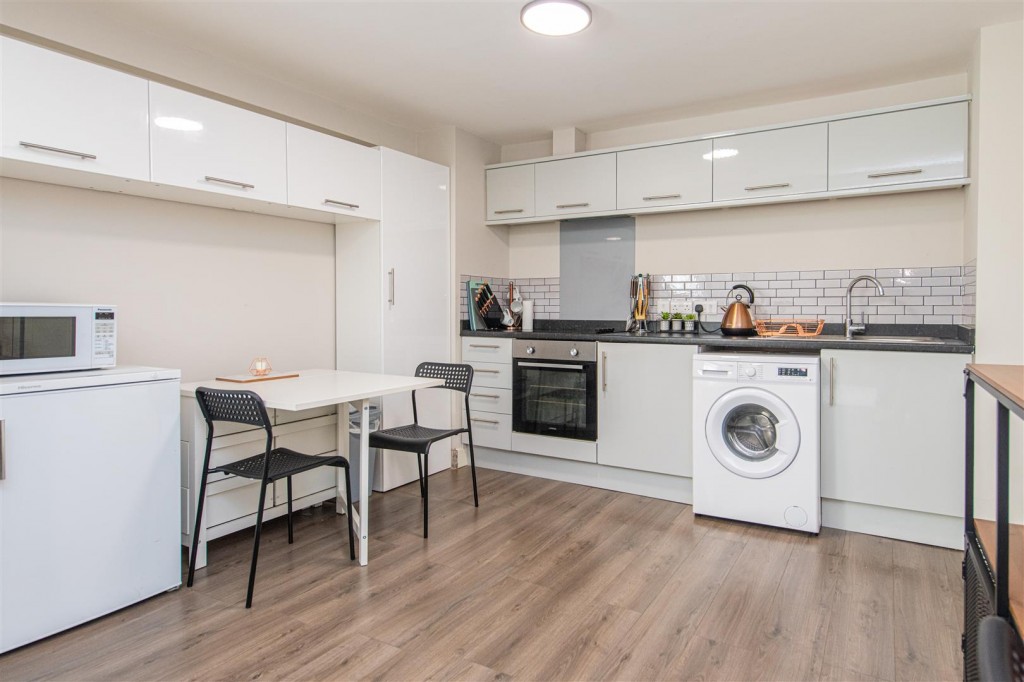 Images for Clarendon House, Station Road, Kettering EAID:oscarjamesapi BID:2