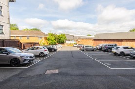 Images for Clarendon House, Station Road, Kettering