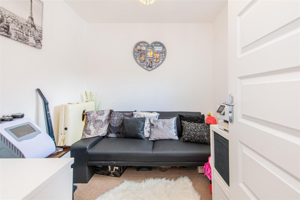 Images for Shackleton Close, Corby EAID:oscarjamesapi BID:4