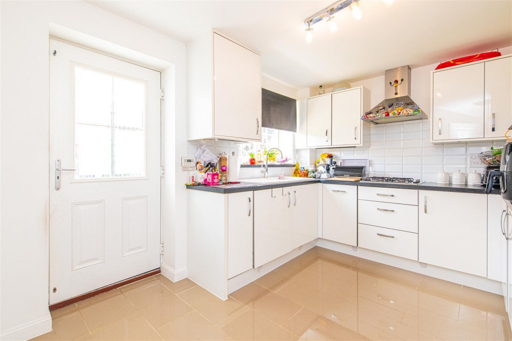 Images for Shackleton Close, Corby EAID:oscarjamesapi BID:4