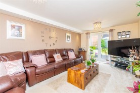 Images for Shackleton Close, Corby