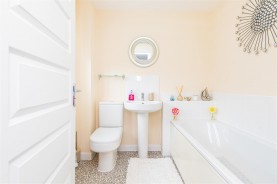 Images for Shackleton Close, Corby