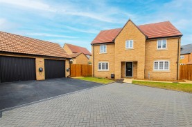 Images for Johnson Close, Burton Latimer