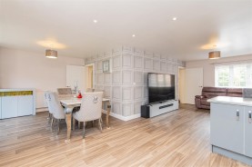 Images for Johnson Close, Burton Latimer